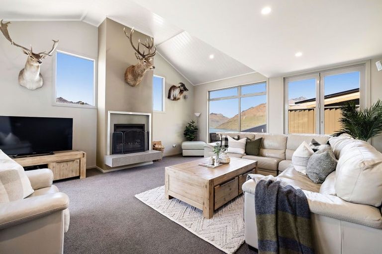 Photo of property in 6a Lancewood Lane, Queenstown, 9300