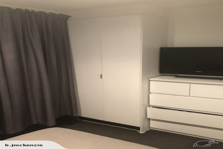 Photo of property in 1/16 Holly Road, St Albans, Christchurch, 8014