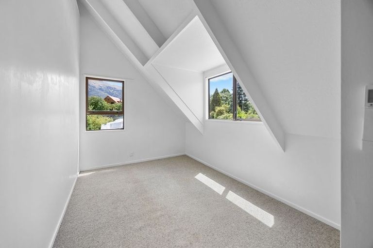 Photo of property in 133 Noema Terrace, Lake Hawea, 9382