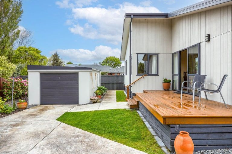 Photo of property in 104 Perry Street, Papanui, Christchurch, 8053