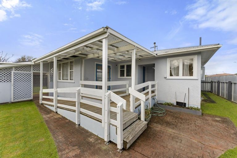 Photo of property in 8 Anglesey Place, Awapuni, Palmerston North, 4412