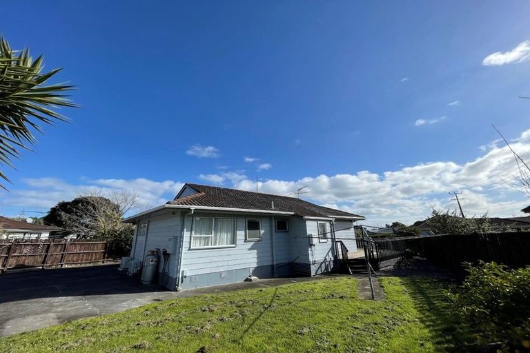 Photo of property in 85 Santiago Crescent, Unsworth Heights, Auckland, 0632