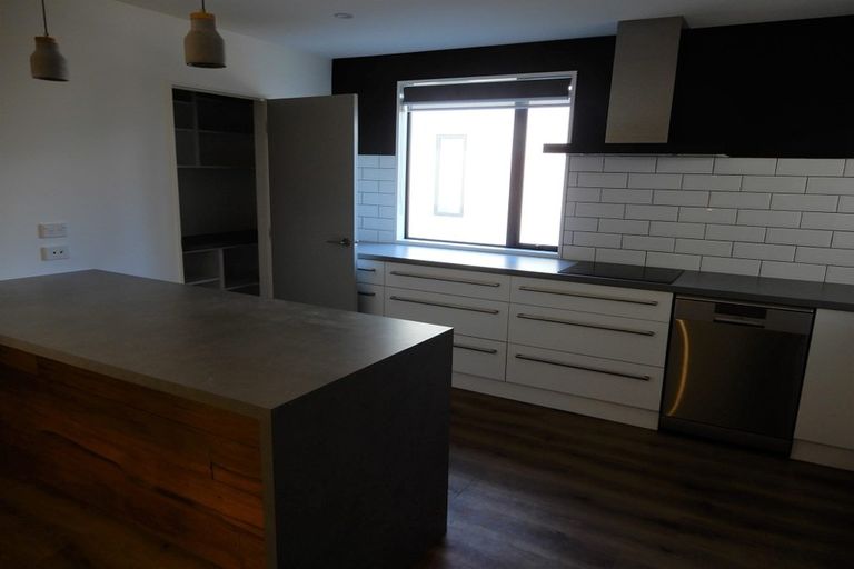 Photo of property in 79 Mandeville Street, Riccarton, Christchurch, 8011