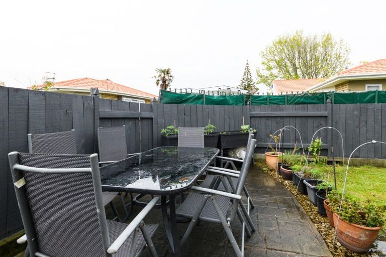 Photo of property in 22 Haydon Street, Roslyn, Palmerston North, 4414