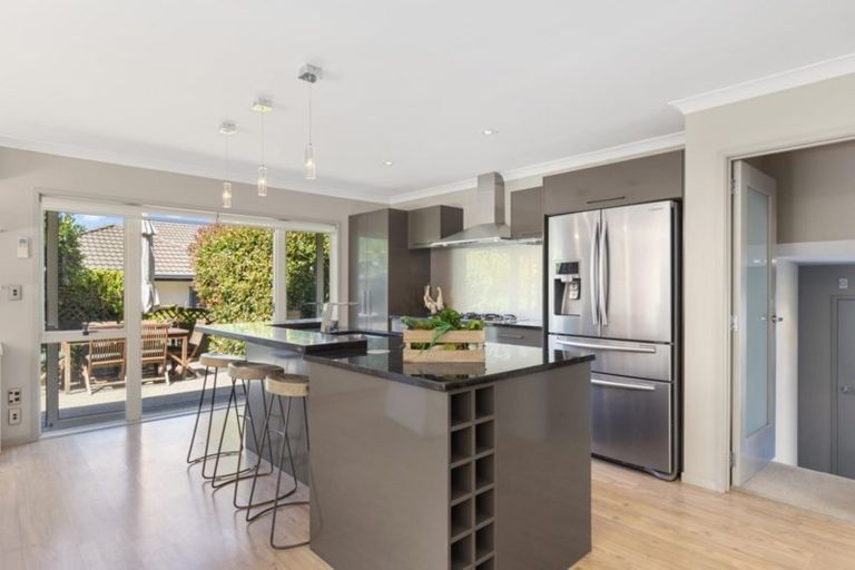 Photo of property in 14 Kenmure Place, Bethlehem, Tauranga, 3110