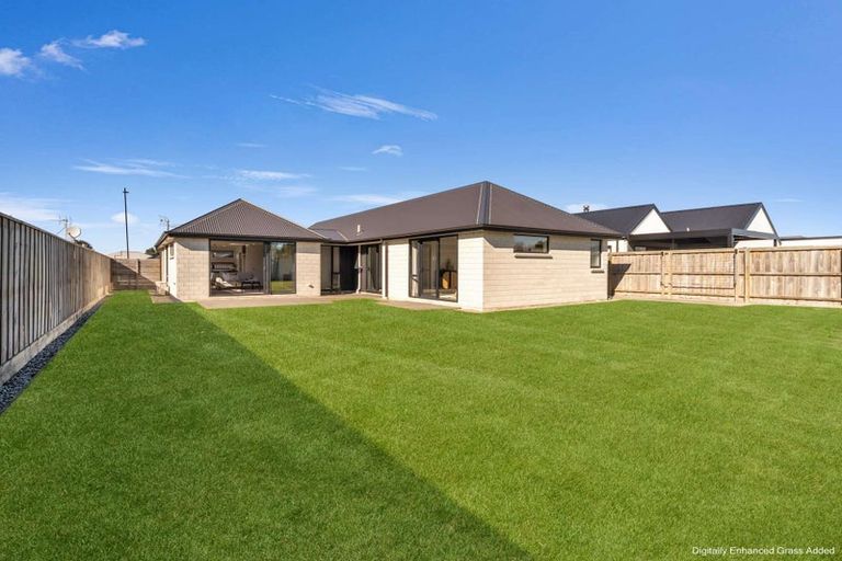 Photo of property in 22 Marliece Street, Rolleston, 7614