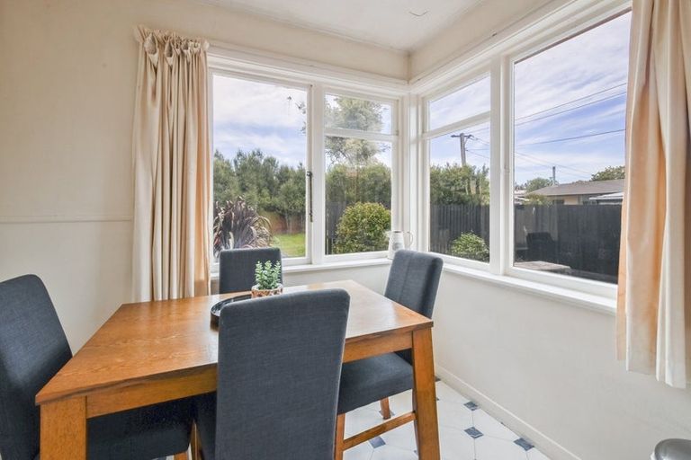 Photo of property in 5 Dana Place, Mairehau, Christchurch, 8013