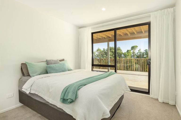 Photo of property in 94 Kotare Street, Waikanae, 5036