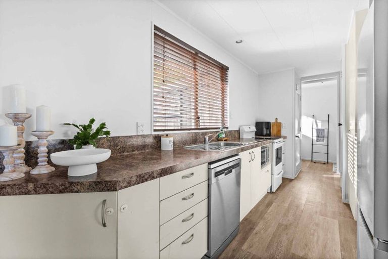 Photo of property in 22 Symons Street, Parkvale, Hastings, 4122