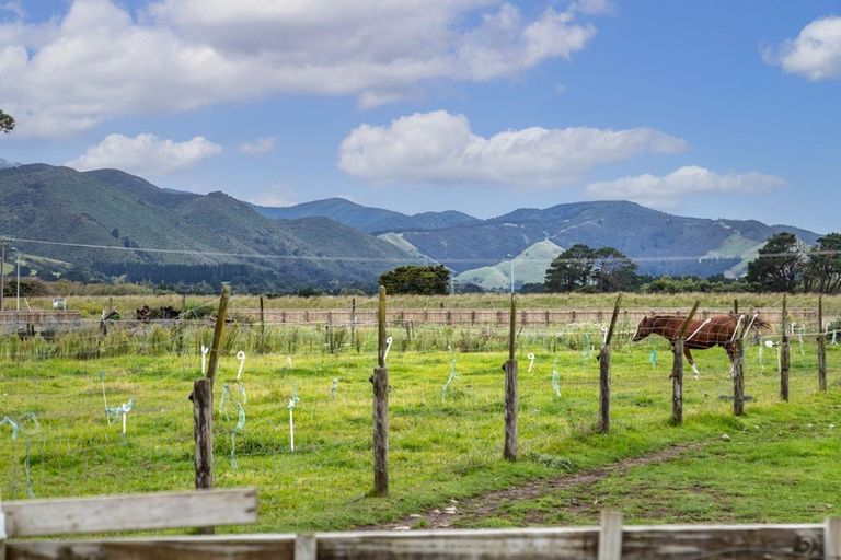 Photo of property in 139 Fitzherbert Street, Featherston, 5710