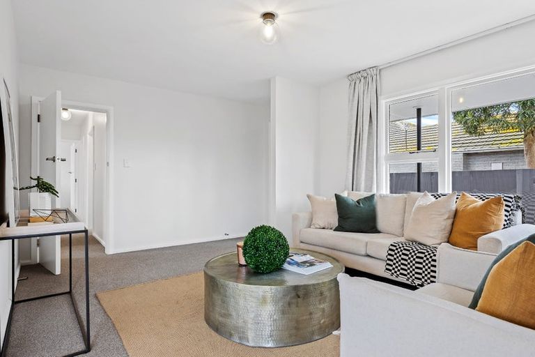 Photo of property in 1/17 Frensham Crescent, Woolston, Christchurch, 8062