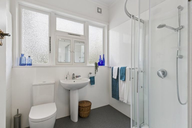 Photo of property in 109 Campbell Street, Karori, Wellington, 6012