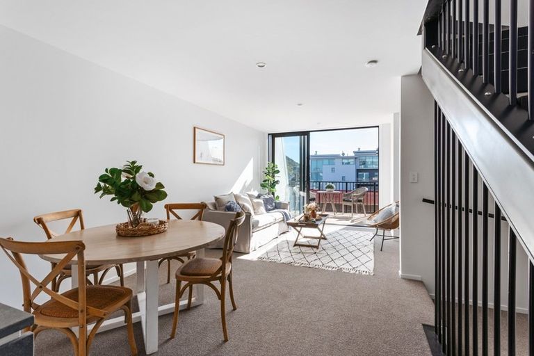 Photo of property in 3/17 Victoria Road, Mount Maunganui, 3116