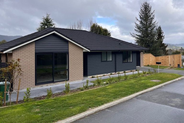 Photo of property in 23 Colorado Road, Totara Park, Upper Hutt, 5018