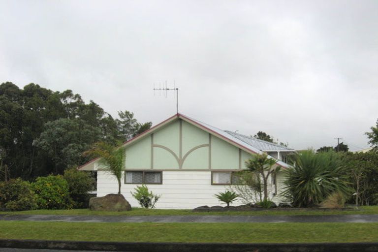 Photo of property in 10 West View Crescent, Onerahi, Whangarei, 0110