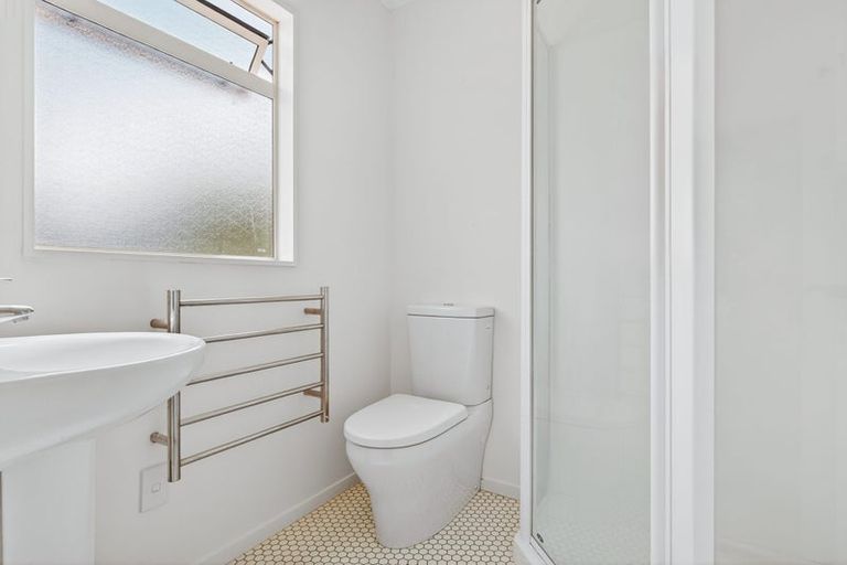 Photo of property in 30 Ramsay Drive, Acacia Bay, Taupo, 3385