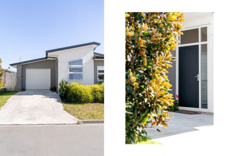 Photo of property in 18b Komata Crescent, Papamoa Beach, Papamoa, 3118