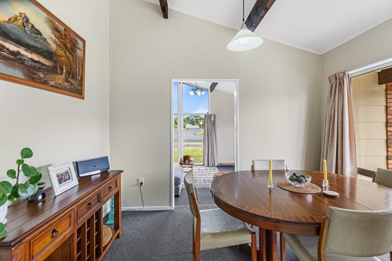 Photo of property in 31 Poaka Avenue, Dinsdale, Hamilton, 3204