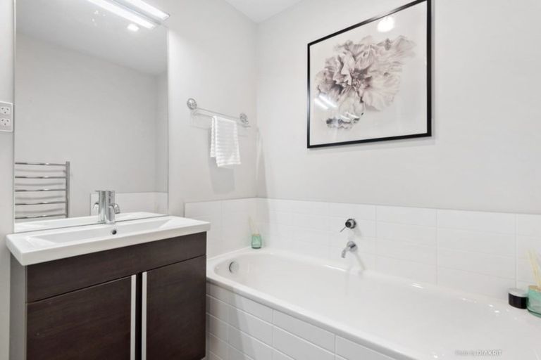 Photo of property in Altar Apartments, 62/120u Rintoul Street, Newtown, Wellington, 6021