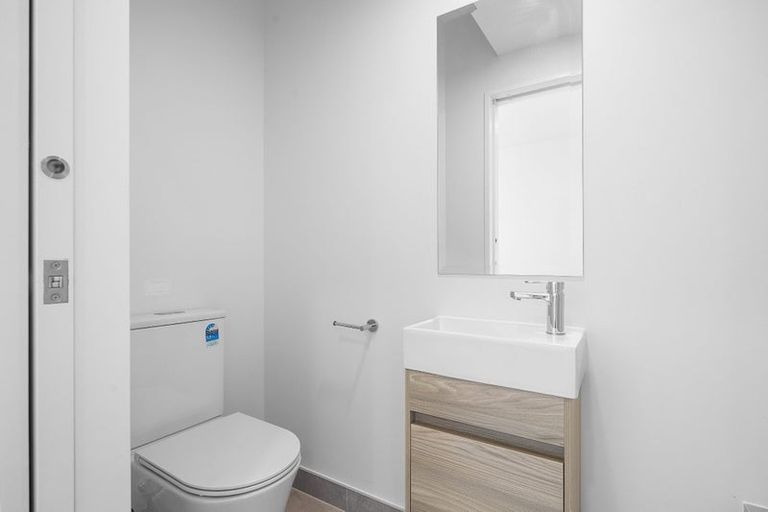 Photo of property in 40 Clementine Place, Bucklands Beach, Auckland, 2014