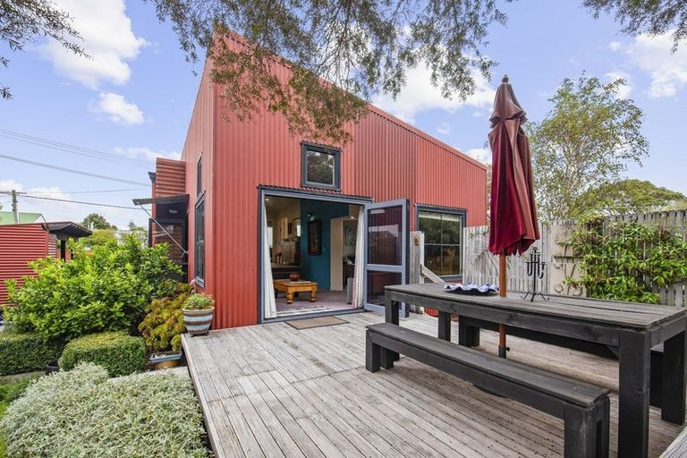 Photo of property in 5a Percival Road, Paraparaumu Beach, Paraparaumu, 5032