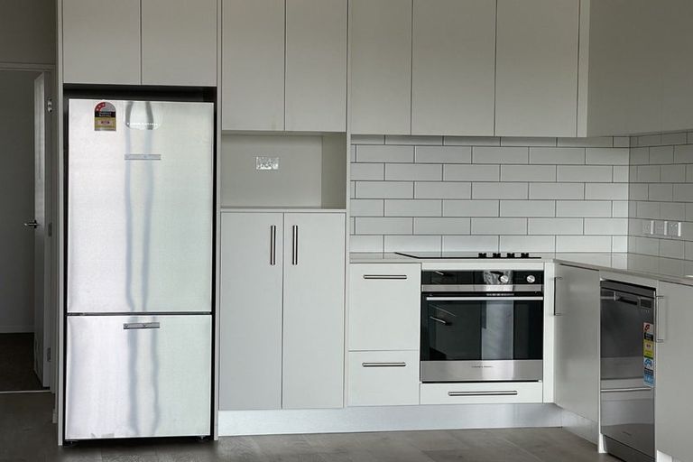 Photo of property in 103/8a Ko Street, Northcote, Auckland, 0627