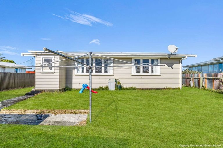Photo of property in 55 Titoki Street, Castlecliff, Whanganui, 4501