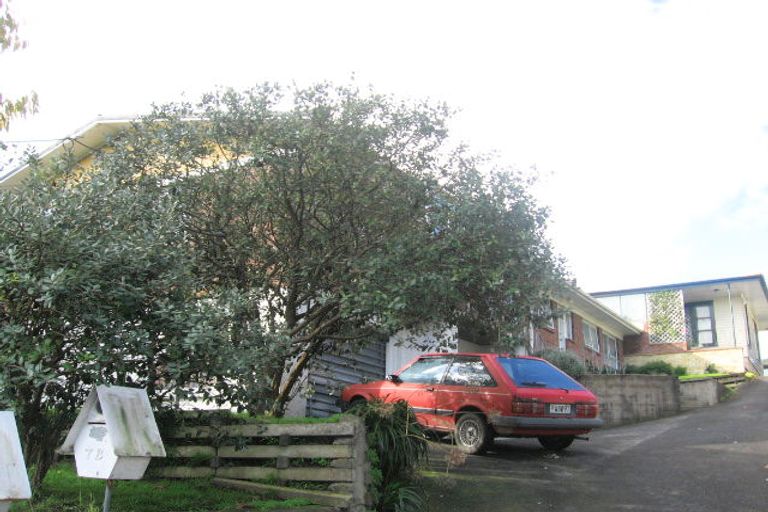 Photo of property in 3/38 Edmonton Road, Henderson, Auckland, 0612