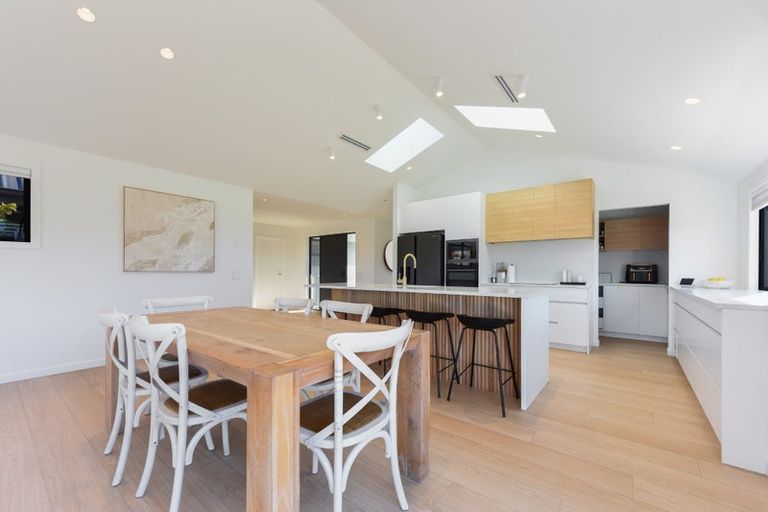 Photo of property in 99 Iwa Street, Mapua, 7005