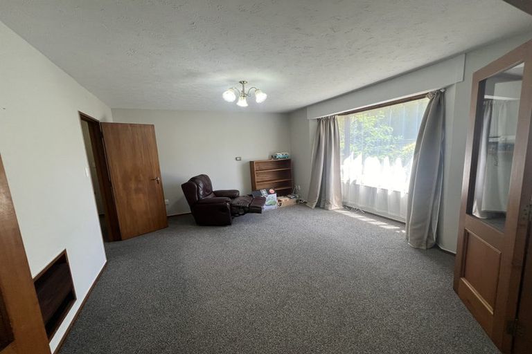 Photo of property in 262 Riccarton Road, Upper Riccarton, Christchurch, 8041