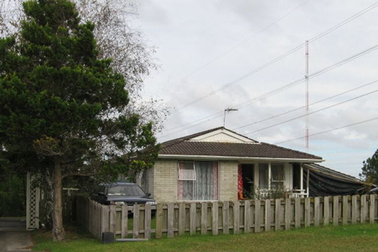 Photo of property in 21 Kopi Place, Massey, Auckland, 0614