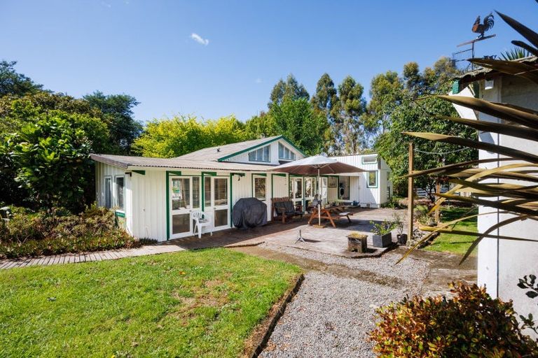 Photo of property in 124 Awahou Road South, Ashhurst, 4884