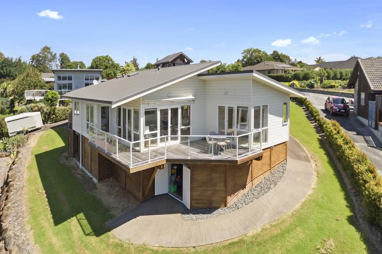 Photo of property in 54 Riverview Road, Kerikeri, 0230