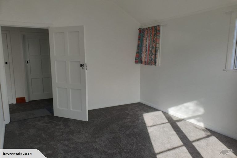 Photo of property in 15 Melvill Grove, Waterloo, Lower Hutt, 5011