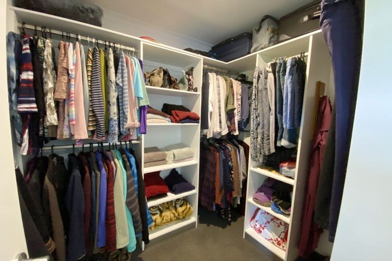 Photo of property in 152 Gladstone Road, Levin, 5571