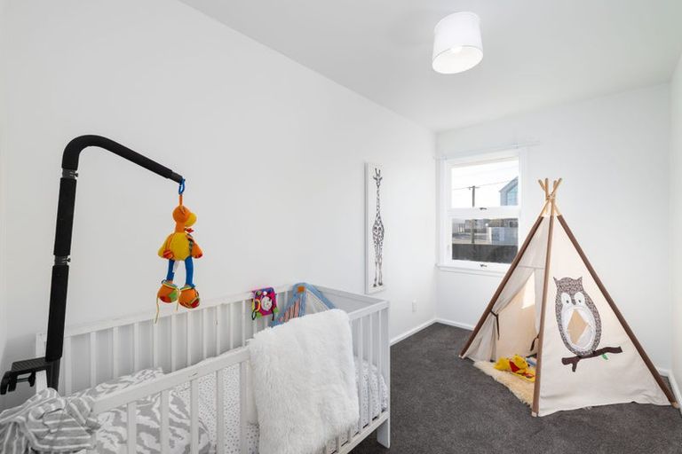 Photo of property in 1/180 Edgeware Road, Edgeware, Christchurch, 8013