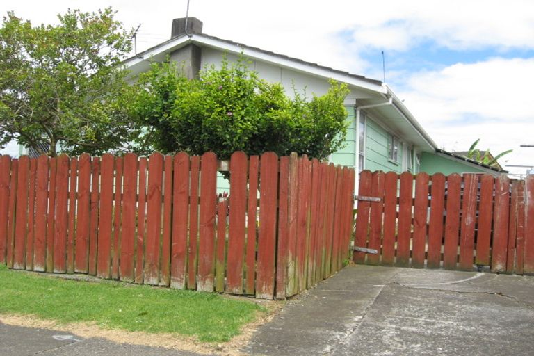 Photo of property in 81 Idlewild Avenue, Mangere, Auckland, 2022