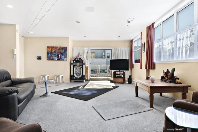 Photo of property in Apparel House, 215u5 Victoria Street, Te Aro, Wellington, 6011