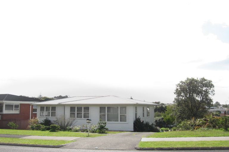 Photo of property in 24 Nevada Avenue, Pakuranga Heights, Auckland, 2010