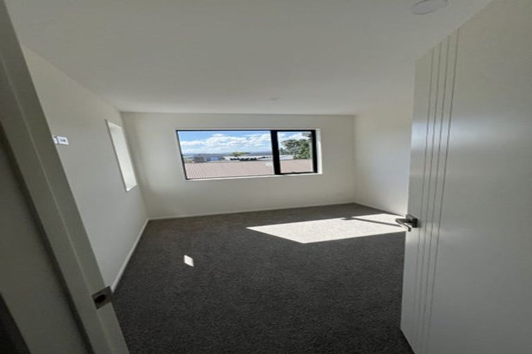 Photo of property in 4b Hazards Road, Weymouth, Auckland, 2103
