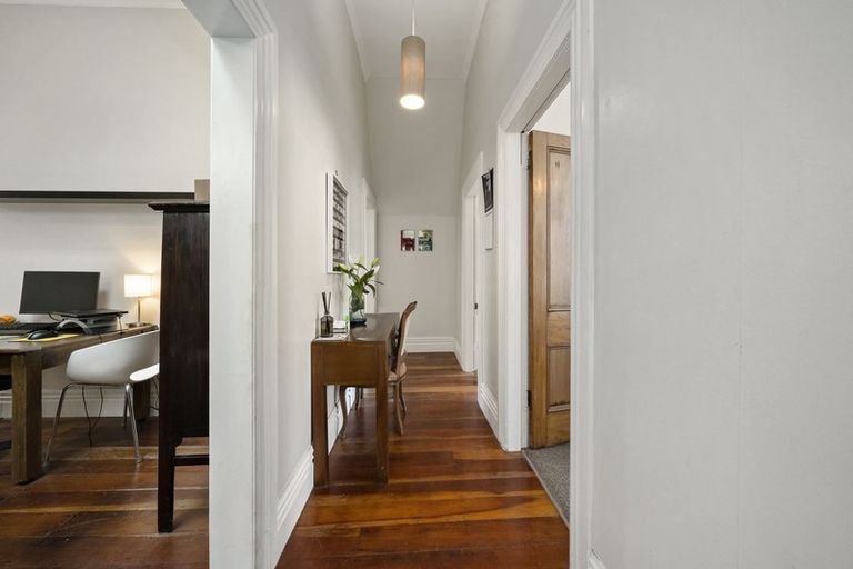 Photo of property in 55 Moxham Avenue, Hataitai, Wellington, 6021