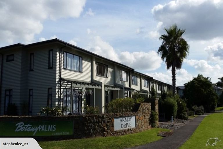 Photo of property in 20/2 Armoy Drive, East Tamaki, Auckland, 2016