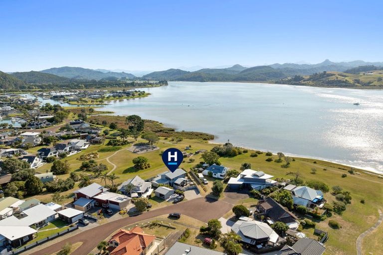 Photo of property in 7 Triumph Dell, Pauanui, Hikuai, 3579