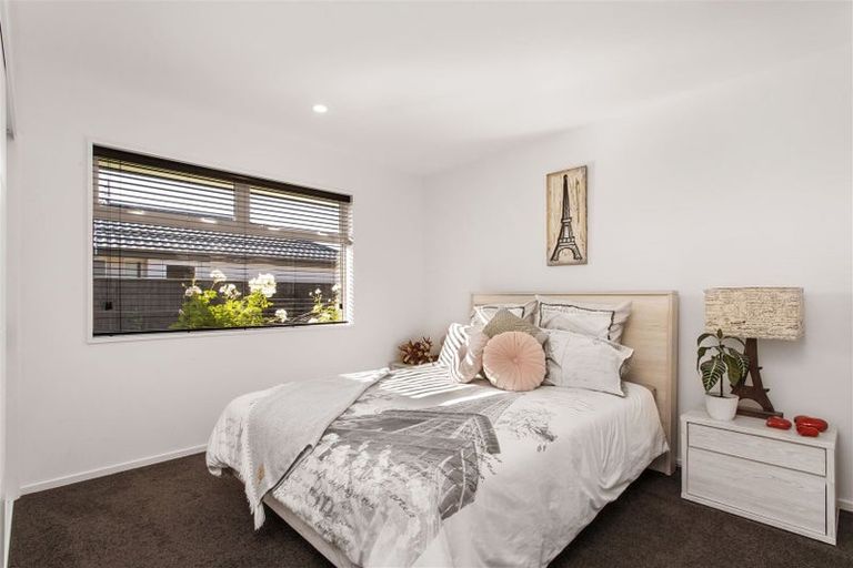 Photo of property in 50 Cairnbrae Drive, Prebbleton, 7604