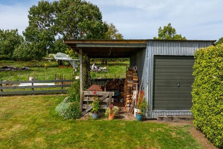 Photo of property in 2352 River Road, Horsham Downs, Hamilton, 3281