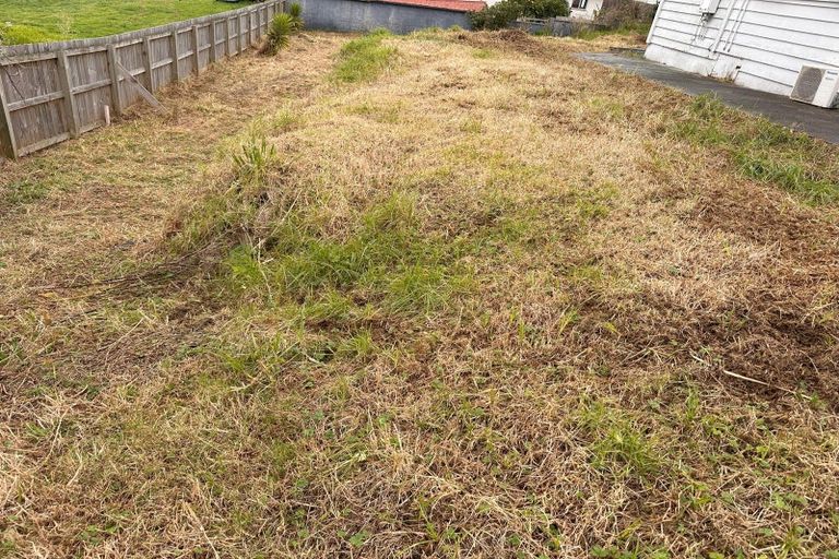 Photo of property in 61 Blake Street, Waitara, 4320
