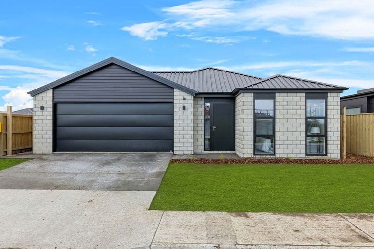 Photo of property in 25 Herridge Street, Woodend, 7691