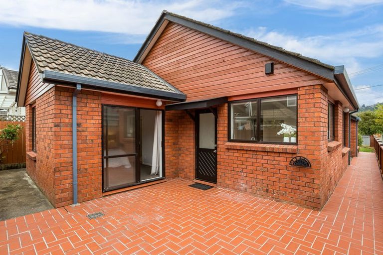 Photo of property in 86 Hautana Street, Woburn, Lower Hutt, 5010