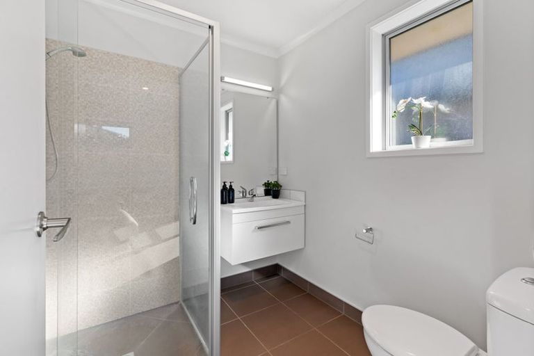 Photo of property in 48 Adams Road South, Pukekohe, 2120