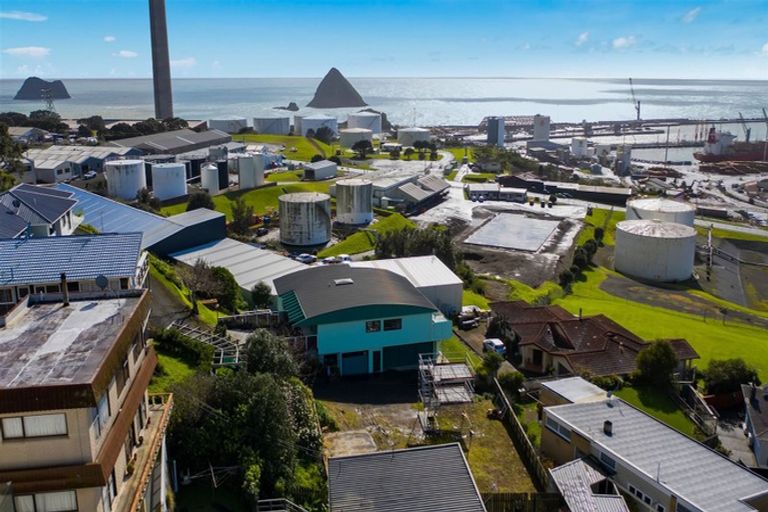 Photo of property in 22c Findlay Street, Moturoa, New Plymouth, 4310